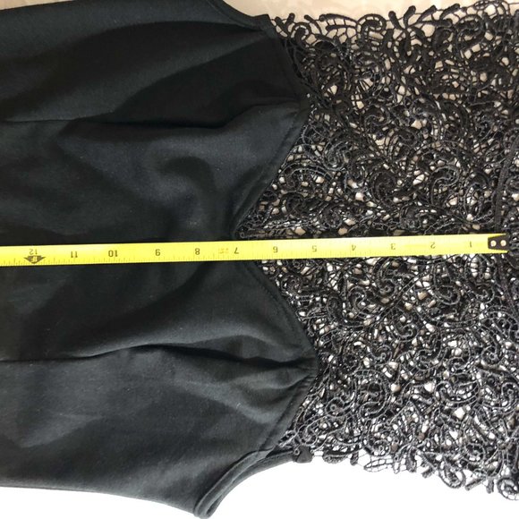 Tela Lace Crop Top - Picture 6 of 7